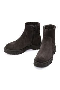 بوت زنانه قهوه‌ای جیر چرمی دری مد