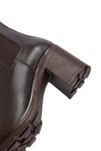 بوت زنانه قهوه‌ای چرمی پاشنه ضخیم دری مد