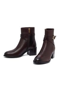 بوت زنانه قهوه‌ای چرمی پاشنه ضخیم دری مد