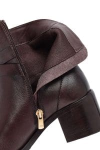 بوت زنانه قهوه‌ای چرمی پاشنه ضخیم دری مد