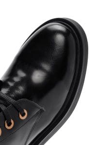 بوت زنانه مشکی چرمی زیپ‌دار چلسی دری مد