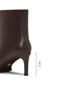 بوت زنانه چرم قهوه‌ای پاشنه‌نازک دری مد