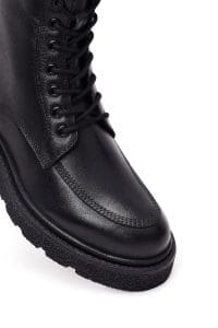 بوت زنانه چرم مشکی زیپ‌دار ضخیم دری مد