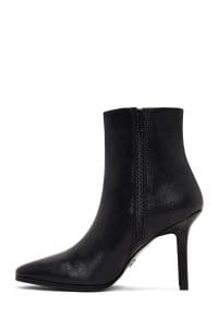 بوت زنانه چرم مشکی زیپ‌دار پاشنه‌بلند نازک دری مد