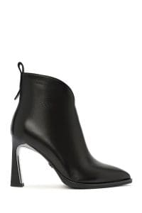 بوت زنانه چرم مشکی زیپ‌دار پاشنه‌دار دری مد