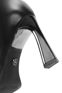 بوت زنانه چرم مشکی زیپ‌دار پاشنه‌دار دری مد