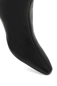 بوت زنانه چرم مشکی زیپ‌دار پاشنه‌ضخیم دری مد