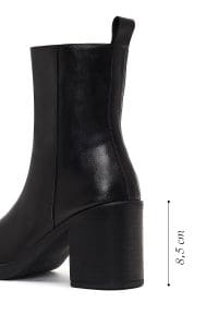 بوت زنانه چرم مشکی زیپ‌دار پاشنه‌ضخیم دری مد