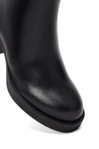 بوت زنانه چرم مشکی پاشنه‌بلند ضخیم زیپ‌دار دری مد