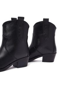 بوت زنانه چرم مشکی پاشنه‌بلند ضخیم سبک‌وسترن دری مد