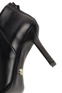 بوت زنانه چرم مشکی پاشنه‌بلند نازک زیپ‌دار پشت‌دار دری مد