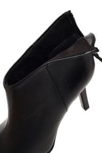 بوت زنانه چرم مشکی پاشنه‌بلند نازک زیپ‌دار پشت‌دار دری مد