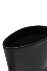 بوت زنانه چرم مشکی پاشنه‌نازک دری مد