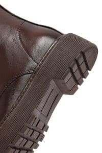 بوت پستال زنانه چرمی قهوه ای بند دار زیپ دار کفی ضخیم دری مد