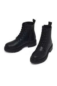 بوت پستال زنانه چرمی مشکی زیپ دار کفی ضخیم دری مد