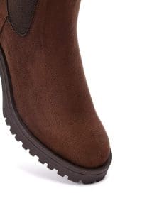 بوت چلسی زنانه جیر قهوه‌ای پاشنه‌ضخیم دری مد