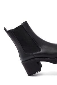 بوت چلسی زنانه مشکی پاشنه‌بلند ضخیم دری مد