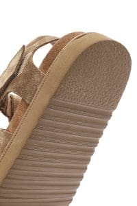 صندل زنانه قهوه‌ای کفی ضخیم جیر دری مد