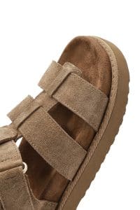 صندل زنانه قهوه‌ای کفی ضخیم جیر دری مد