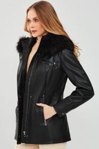 پالتو چرمی زنانه مشکی خزدار کلاه دار Betty دری مد