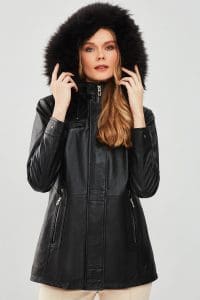 پالتو چرمی زنانه مشکی خزدار کلاه دار Betty دری مد