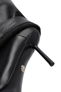 چکمه زنانه مشکی چرمی بنددار پاشنه باریک دری مد