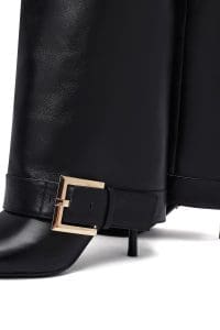 چکمه زنانه مشکی چرمی بنددار پاشنه باریک دری مد