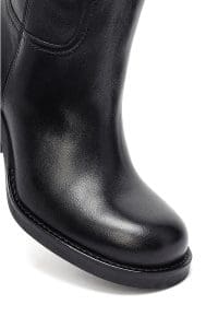 چکمه زنانه مشکی چرمی زیپ‌دار پاشنه ضخیم دری مد