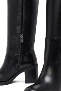 چکمه زنانه مشکی چرمی زیپ‌دار پاشنه ضخیم دری مد