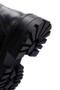 چکمه زنانه مشکی چرمی زیپ‌دار پاشنه ضخیم دری مد