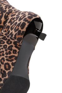 چکمه زنانه پلنگی چرمی کوتاه پاشنه باریک دری مد