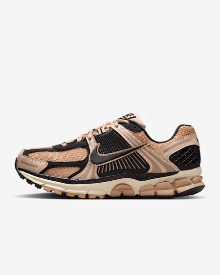 کتونی نایک Nike Zoom Vomero 5 اورجینال