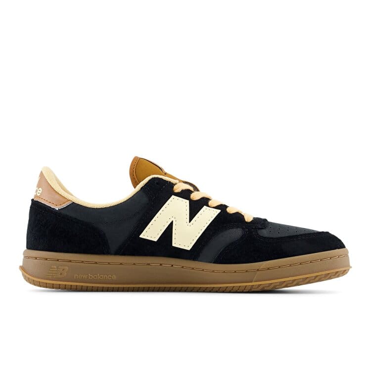 کتونی نیو بالانس New Balance T500 اورجینال_68df369ed4183.jpeg کتونی نیو بالانس New Balance T500 اورجینال