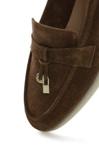 کفش لوفر زنانه خاکی جیر با اکسسوری دری مد