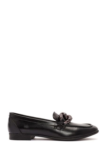 کفش لوفر زنانه مشکی چرمی با اکسسوری دری مد