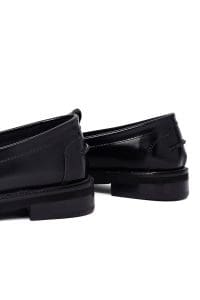 کفش لوفر زنانه مشکی چرمی بنددار دری مد