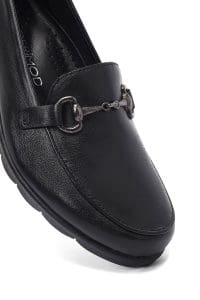 کفش لوفر زنانه مشکی چرمی بنددار پاشنه لژدار دری مد