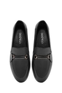 کفش لوفر زنانه مشکی چرمی جزئیات قفل دری مد