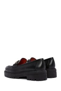 کفش لوفر زنانه مشکی چرمی جزئیات قفل دری مد