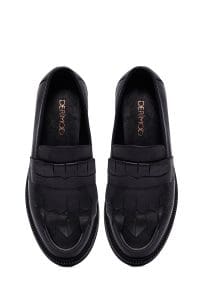 کفش لوفر زنانه مشکی چرمی ریشه‌دار دری مد