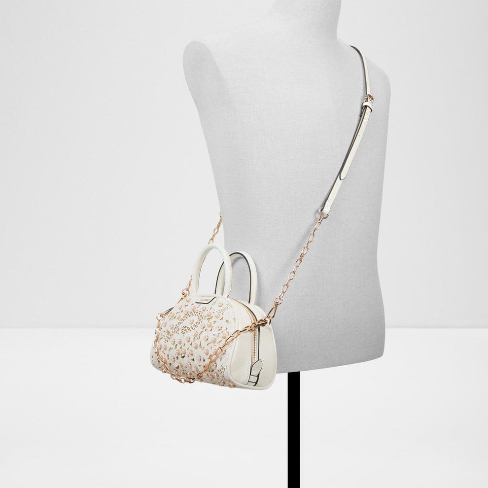 کیف چرم زنانه سفید با مروارید MICHELLIE – ALDO_68e2259986c95.jpeg کیف چرم زنانه سفید با مروارید MICHELLIE – ALDO