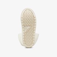 بوت کانورس آل‌استار Chuck Taylor All Star Elements کرم زنانه و ضدآب