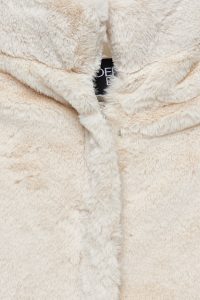 کت چرمی مخملی کلاهدار بژ زنانه ویرجینیا دری مد