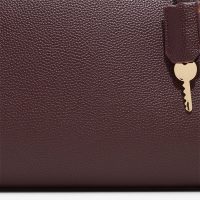 کیف زنانه زرشکی دوشی و دستی UNOLAAN – ALDO