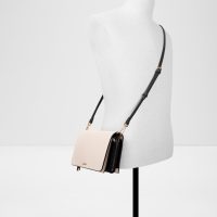 کیف زنانه کرم دوشی SAQUI – ALDO