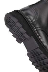 بوت چرمی مردانه مشکی زیپ‌دار زیره ضخیم دری‌مد