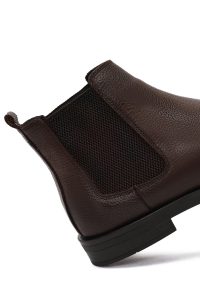 بوت چلسی چرمی مردانه قهوه‌ای دری‌مد