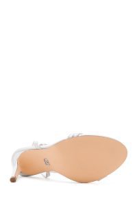 صندل زنانه خاکستری بندی متالیک پاشنه بلند نازک دری مد