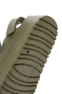 صندل زنانه سبز زیتونی ژله‌ای تخت ضخیم بندی دری مد