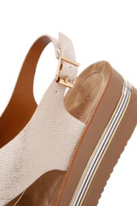 صندل زنانه طلایی کفی ضخیم متالیک دری مد